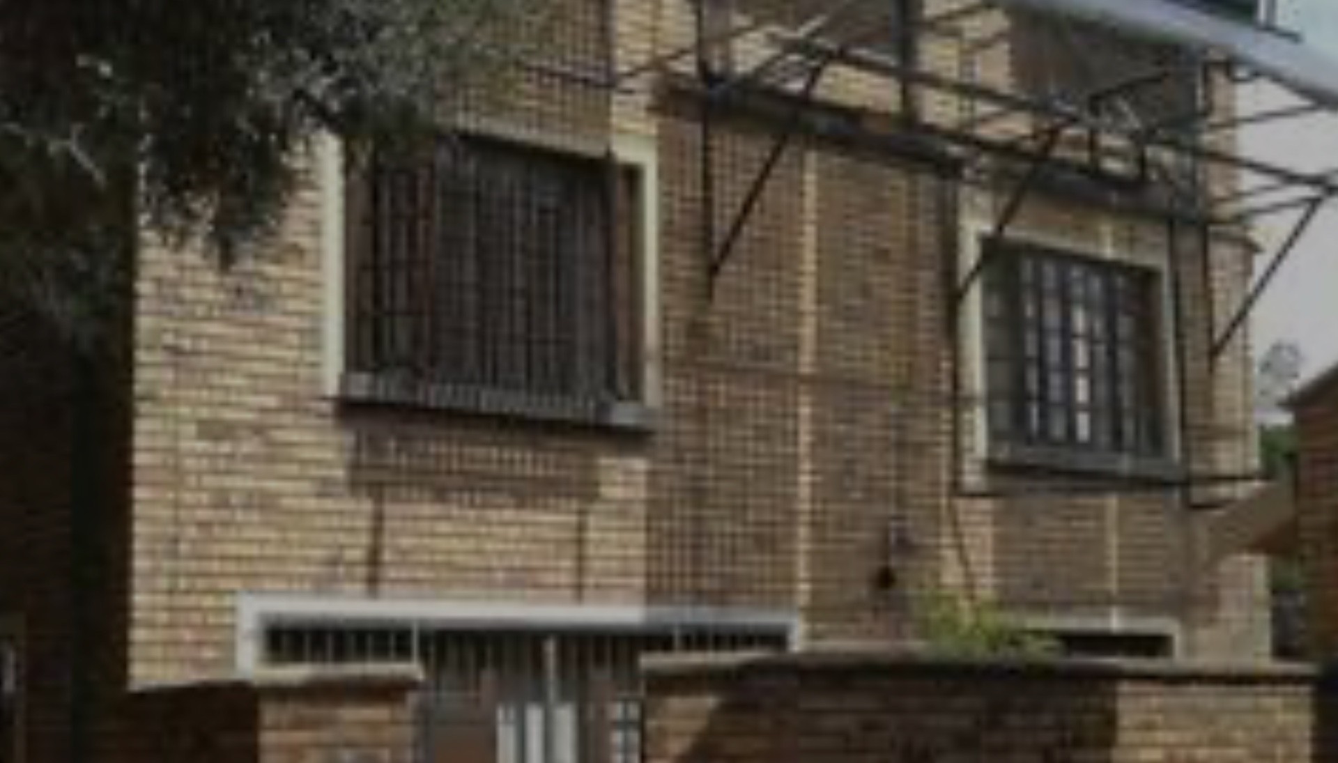 Commercial Property for sale in Hatfield, Pretoria, 1230 m²