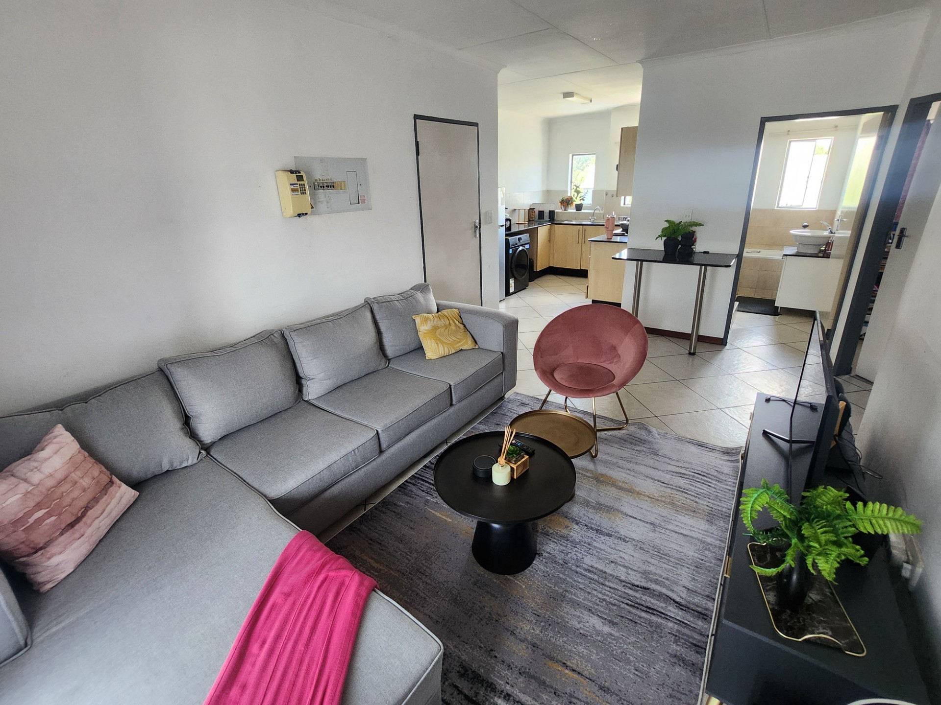 Apartment for sale in Ferndale, Randburg, 61 m²