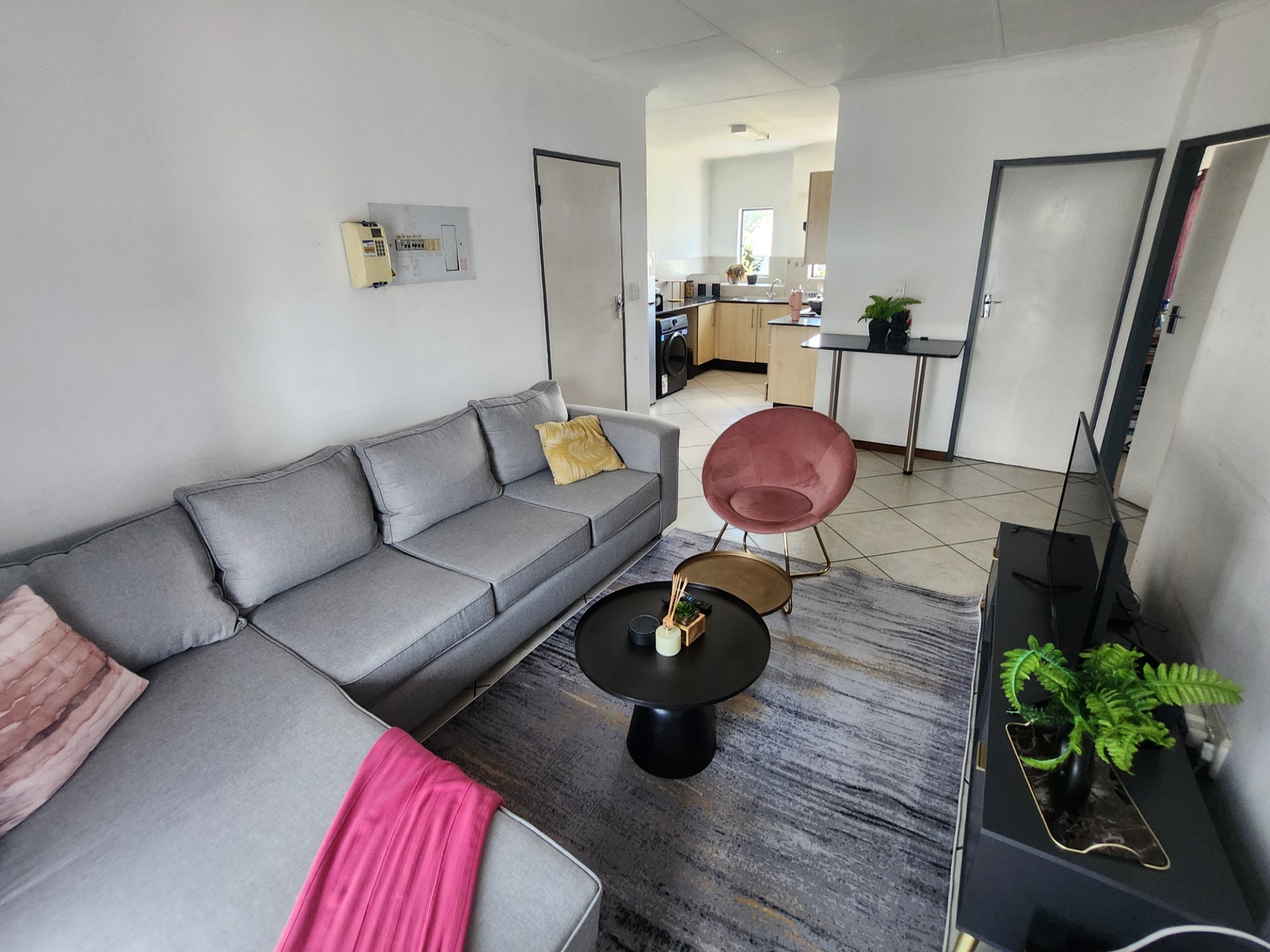 Apartment for sale in Ferndale, Randburg, 61 m²