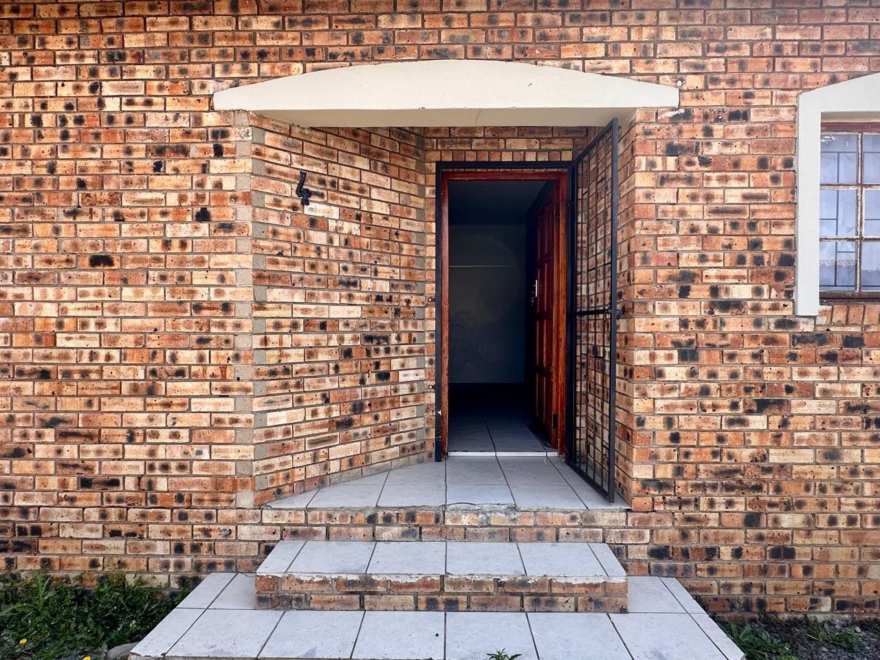 Townhouse for sale in Amajuba Park, Newcastle, KwaZulu Natal