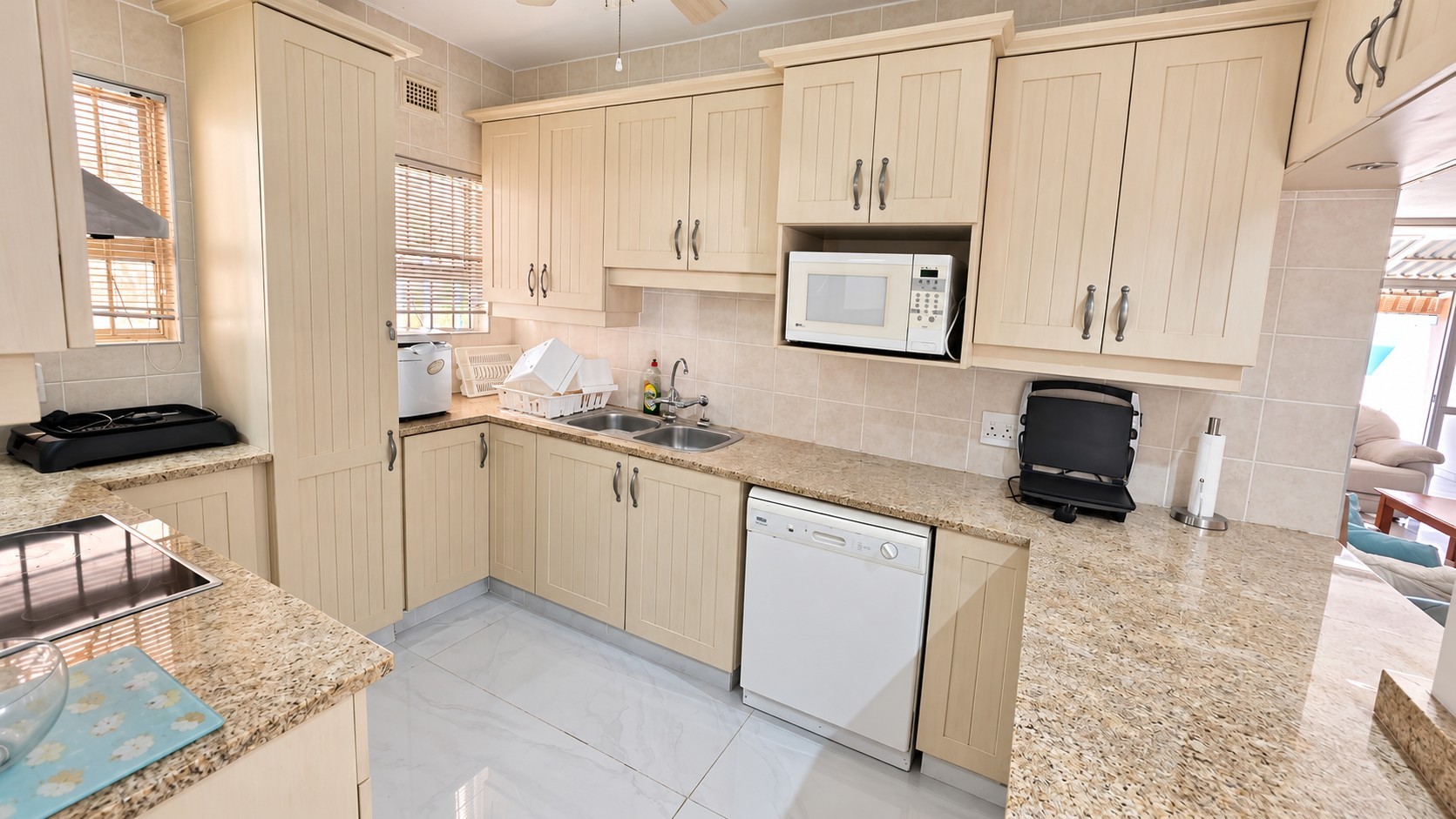 Apartment for sale in Margate, KwaZulu Natal, 133 m²