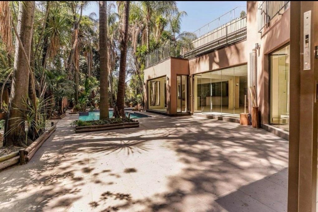 House for rent in Atholl, Sandton, 650 m²