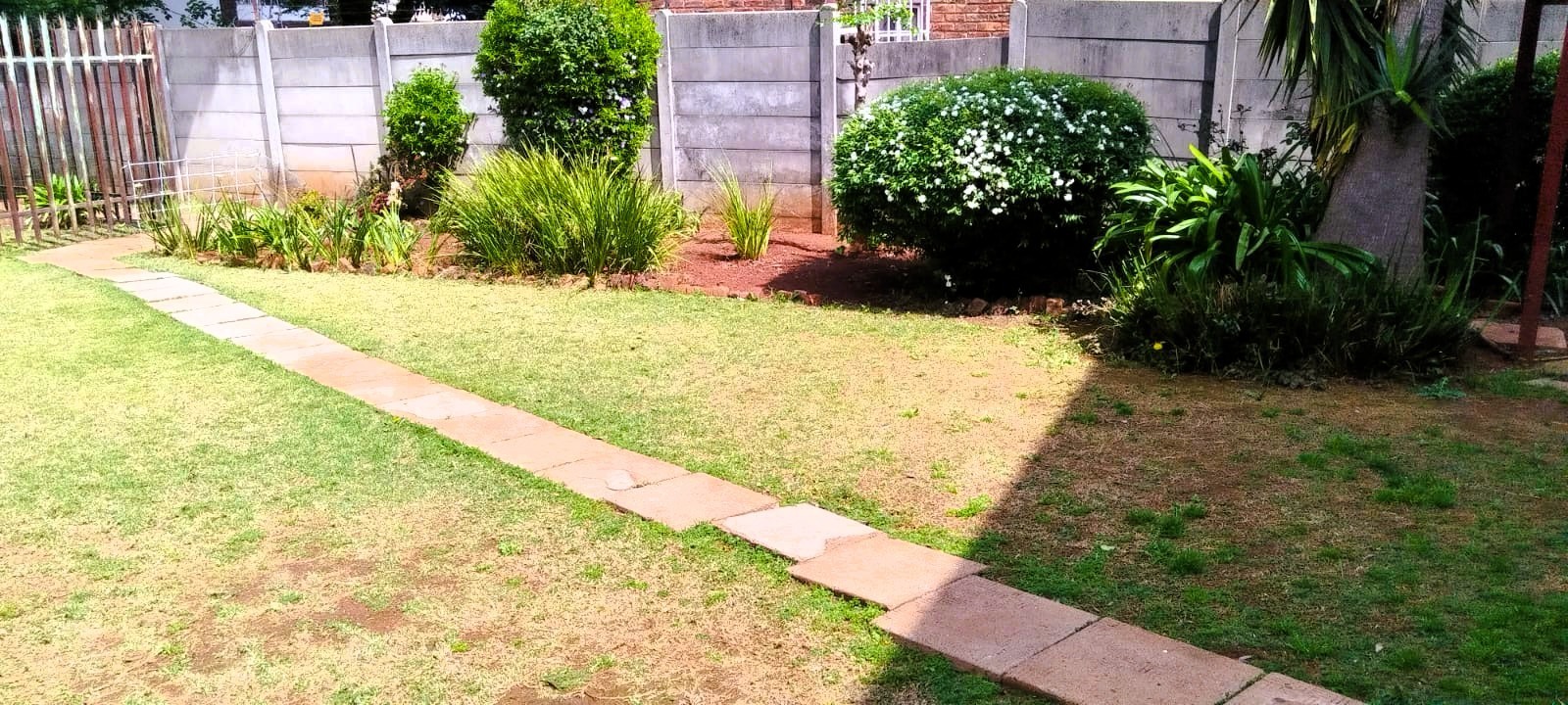 Apartment for sale in Windsor East, Windsor, Randburg, 68 m²