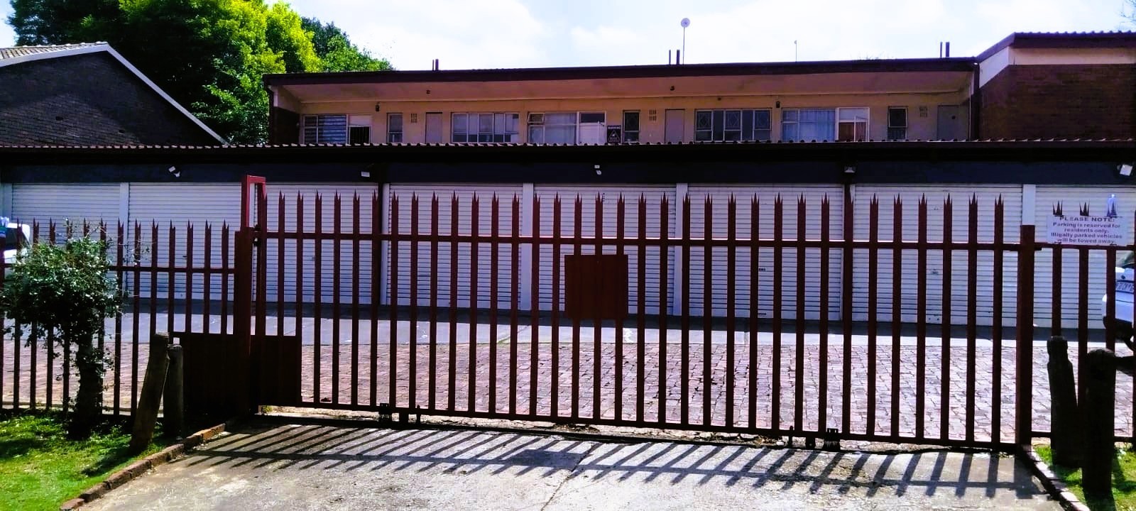 Apartment for sale in Windsor East, Windsor, Randburg, 68 m²