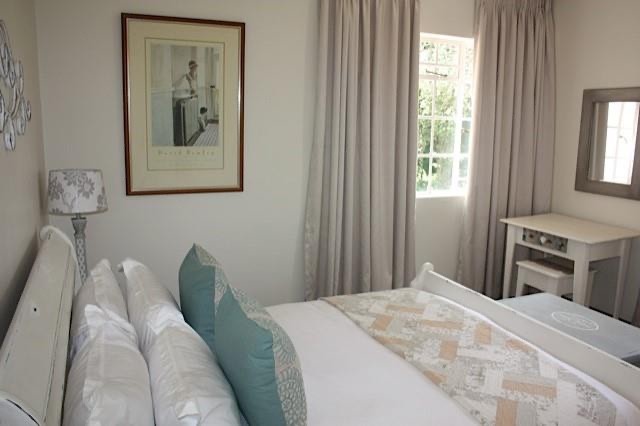Apartment for rent in Atholl, Sandton, 130 m²