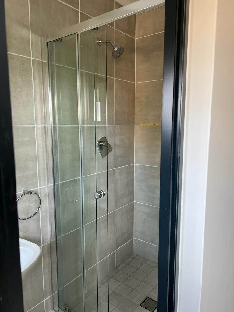 Apartment for sale in Linbro Park, Sandton, 34 m²