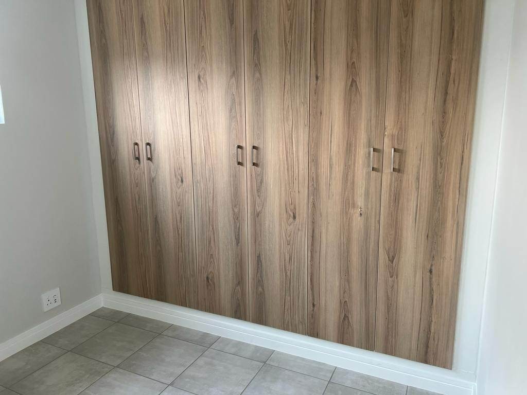 Apartment for sale in Linbro Park, Sandton, 34 m²