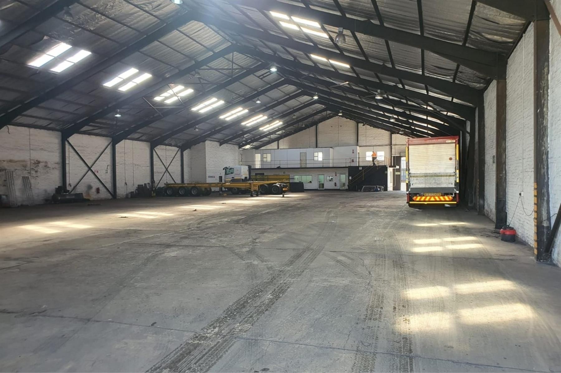 Warehouse for sale in Deal Party, Port Elizabeth, 6 Darby Street, Deal Party, Port Elizabeth, Eastern Cape, 2200 m²