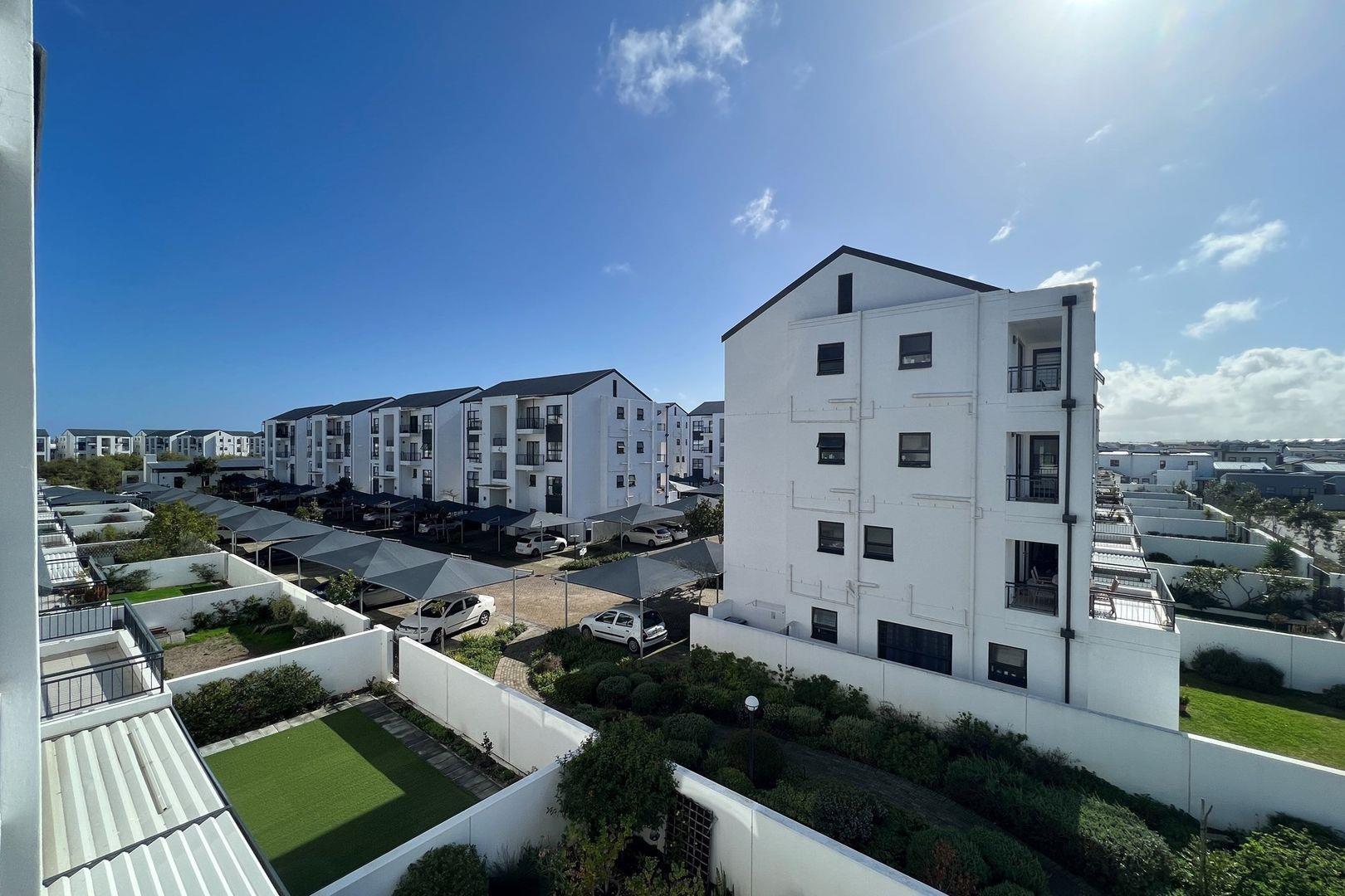 Apartment for rent in Sandown, Blouberg, 53 m²