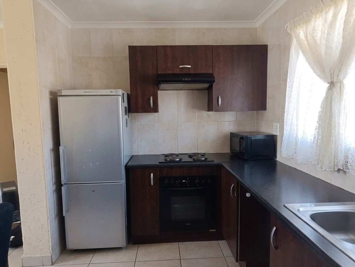 Apartment for sale in Aeroton, Johannesburg, 51 m²