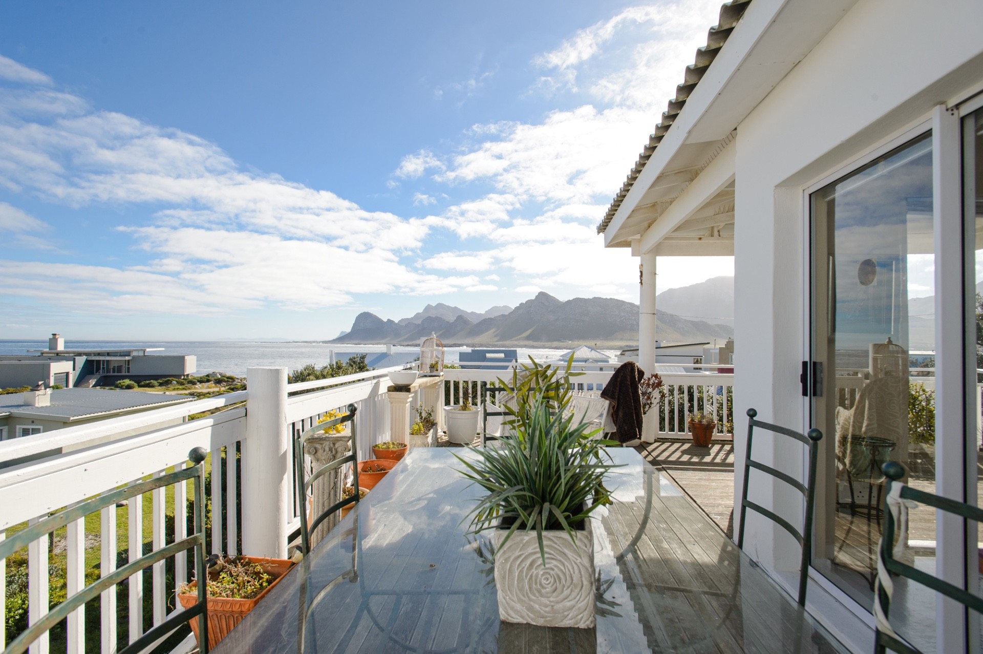 House for sale in Pringle Bay, 10 albatross Road, Pringle Bay, Western Cape, 1428 m²