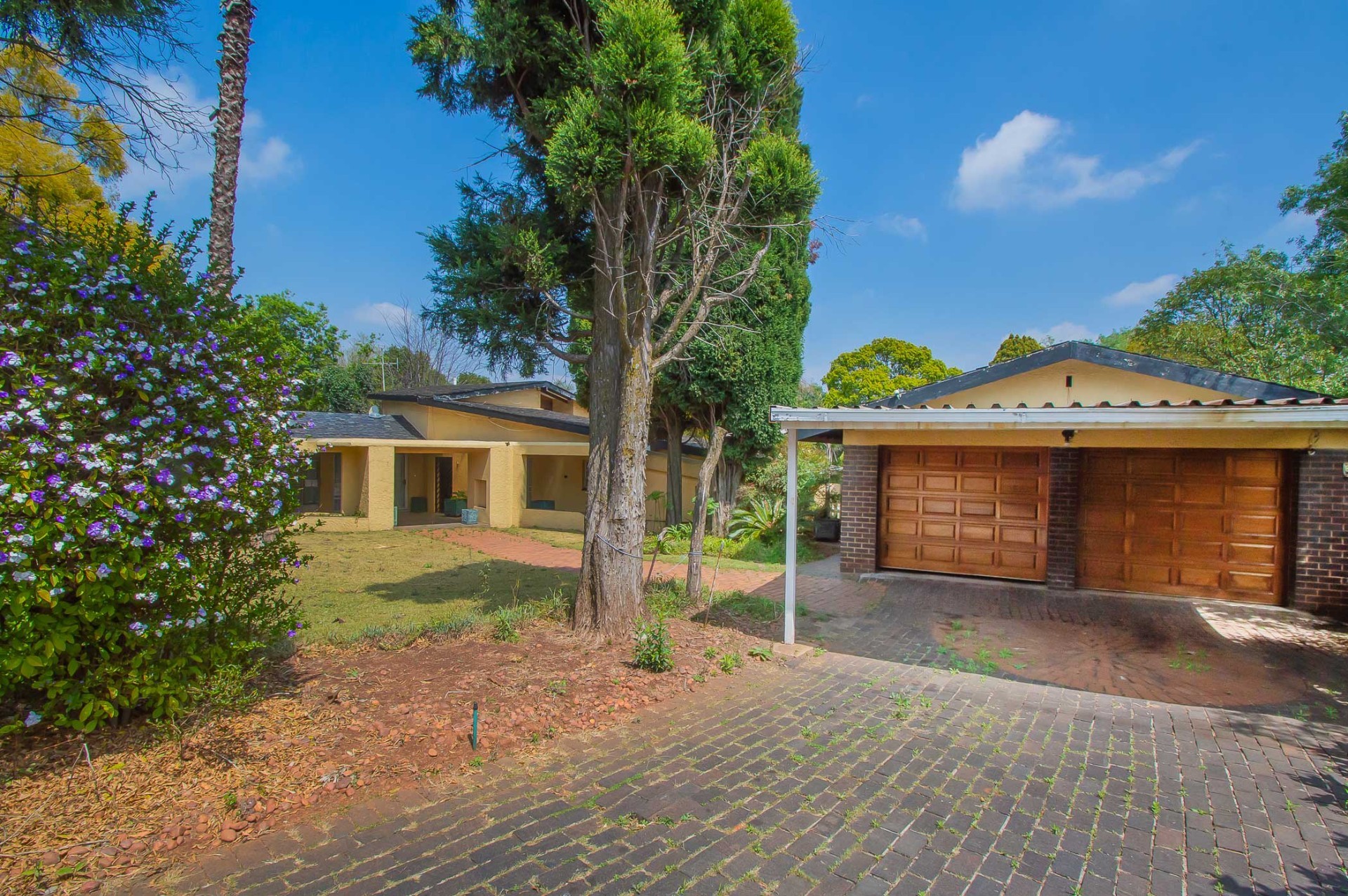 House for sale in Florida Park, Roodepoort, 500 m²