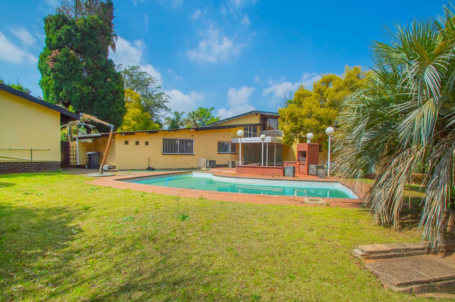 House for sale in Florida Park, Roodepoort, 500 m²