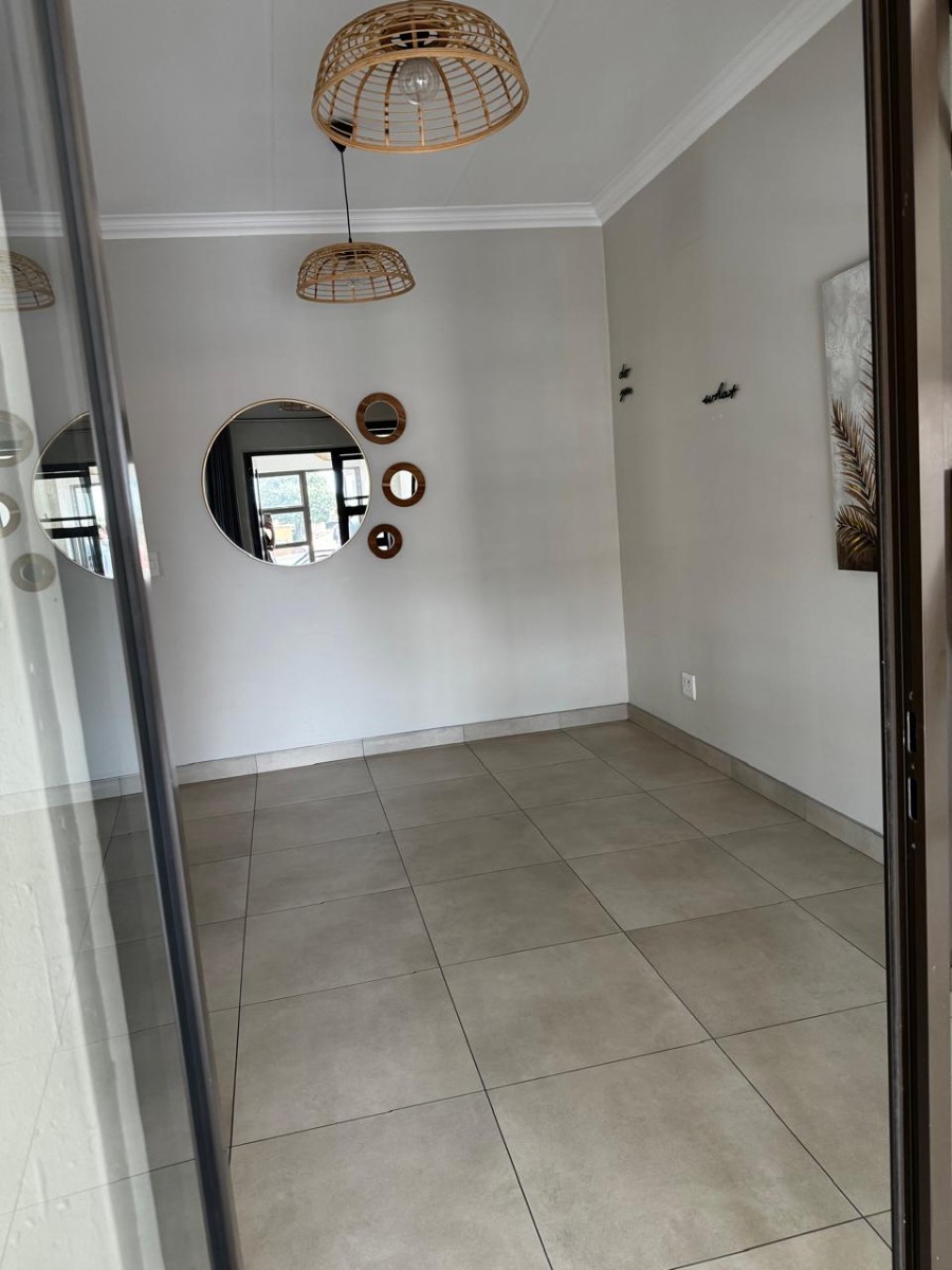 Apartment for rent in Goedeburg, Benoni, 00, Waterfall park, 0 beryl street, Goedeburg, Benoni, Gauteng