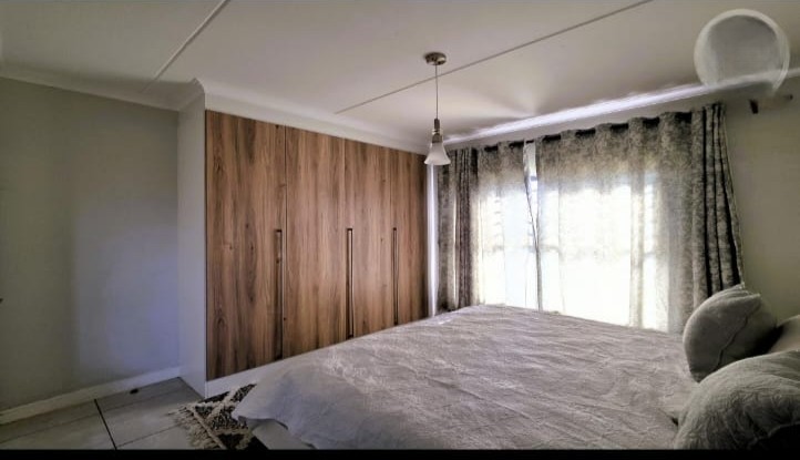 Apartment for sale in Blyde Riverwalk Estate, Pretoria, 101 m²