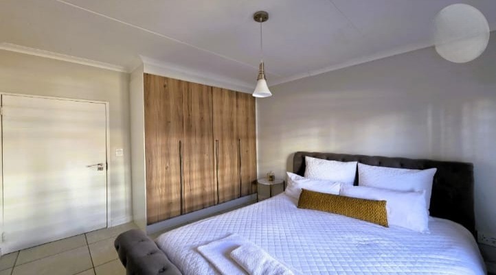 Apartment for sale in Blyde Riverwalk Estate, Pretoria, 101 m²