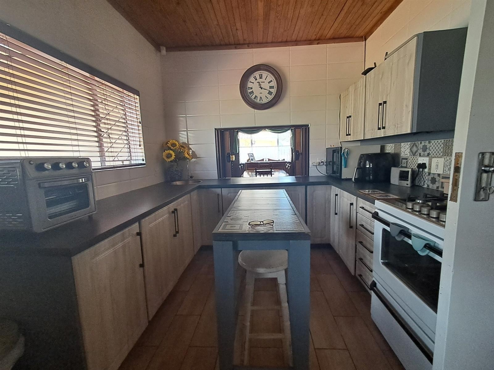 House for sale in Horison Park, Roodepoort, 277 m²