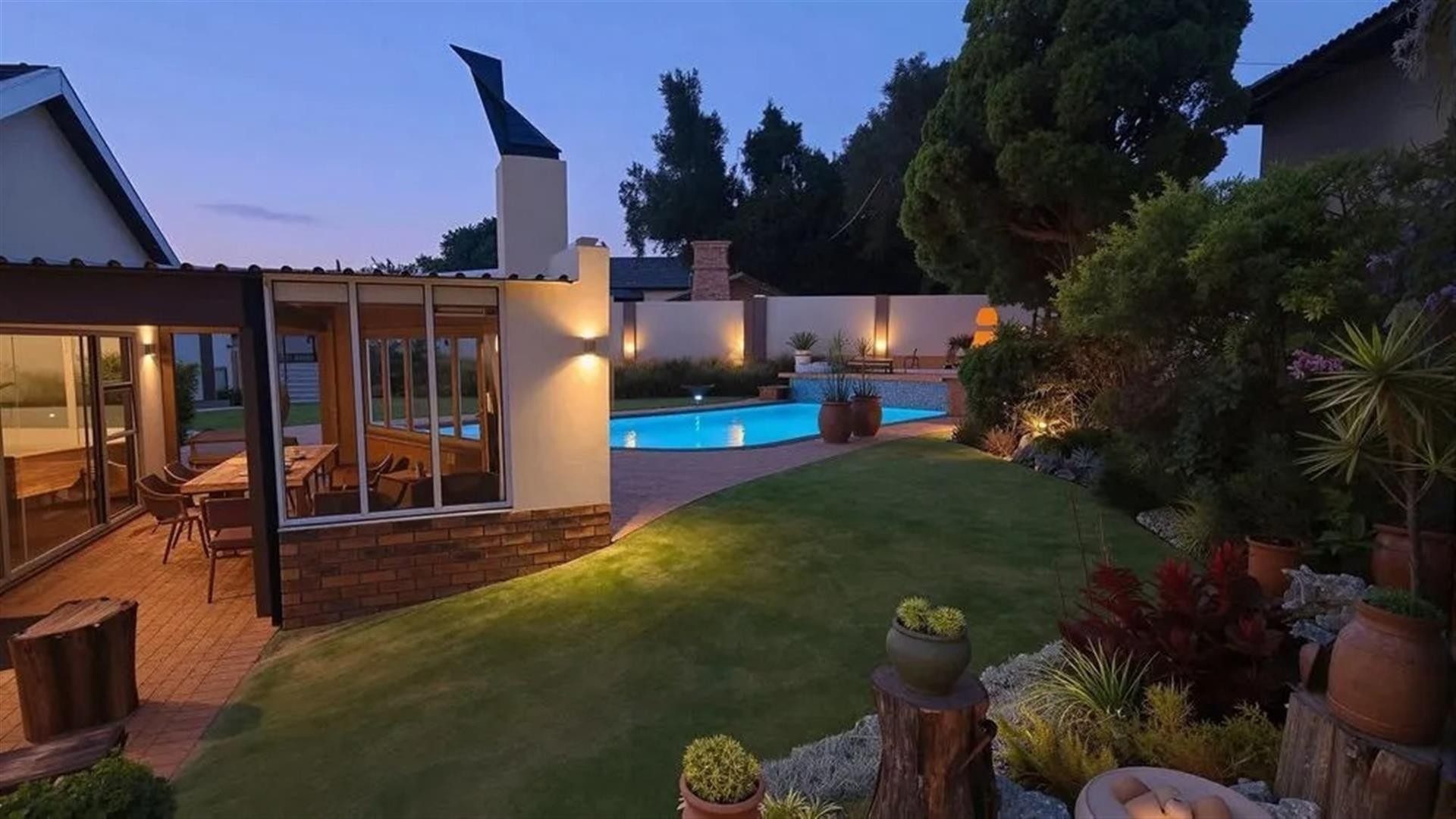 House for sale in Horison Park, Roodepoort, 277 m²