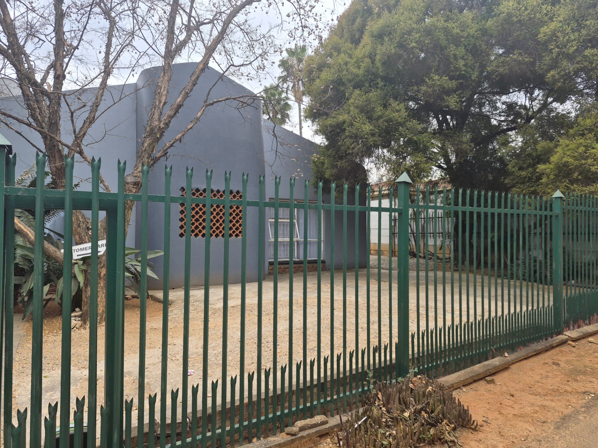 House for sale in Villieria, Pretoria, 1105 m²