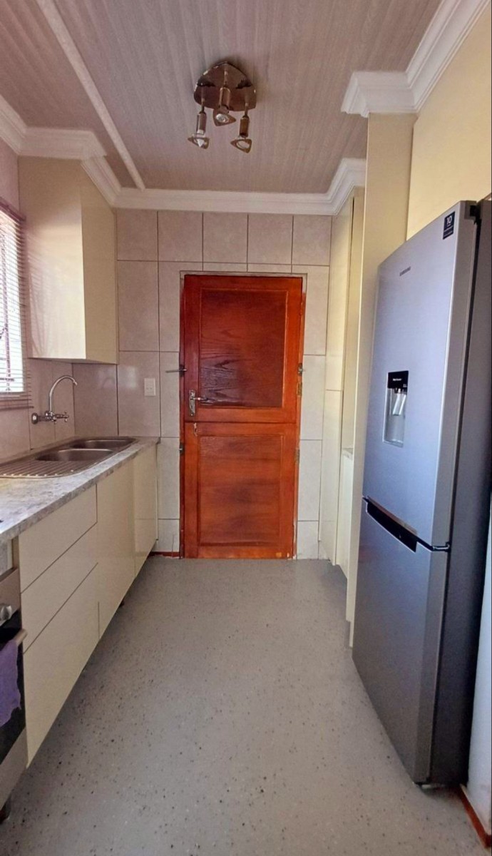 House for sale in The Orchards, Akasia, 300 m²