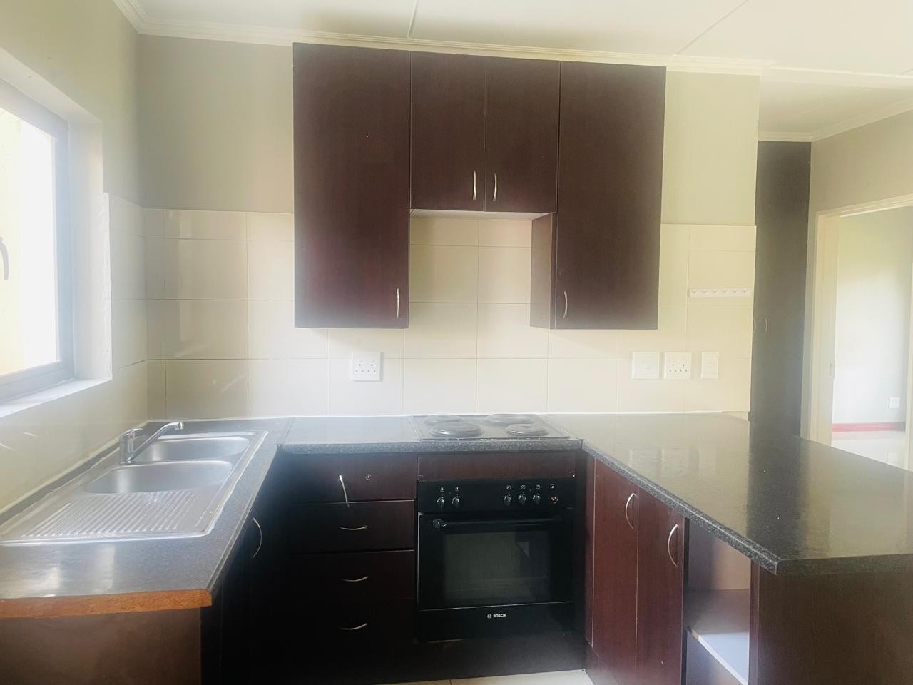 Apartment for rent in Carlswald, Midrand, 1 A (0th floor), Hill of Goodhope !!, 11 New road, Carlswald, Midrand, Gauteng, 75 m²