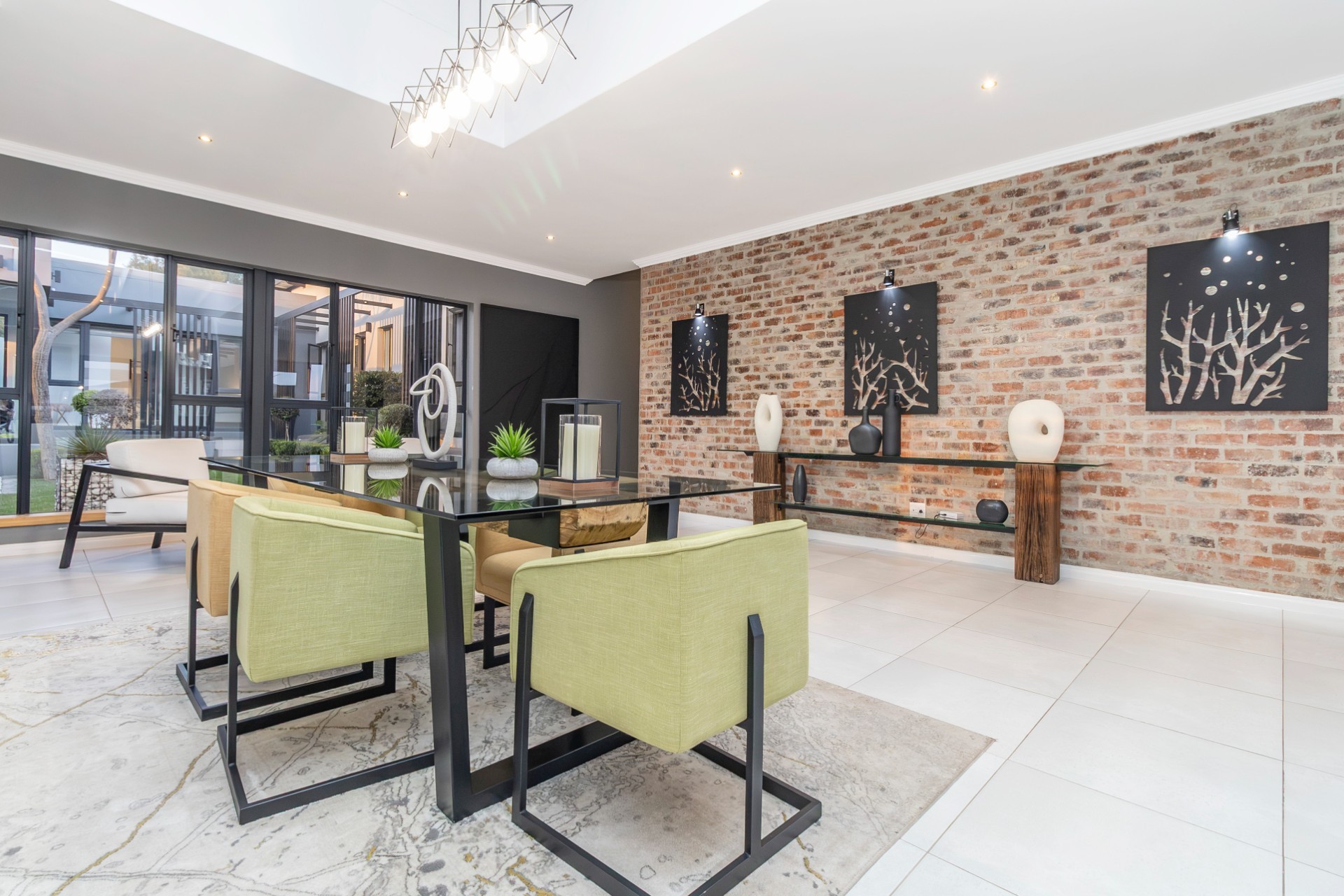 House for sale in Broadacres, Sandton, 450 m²