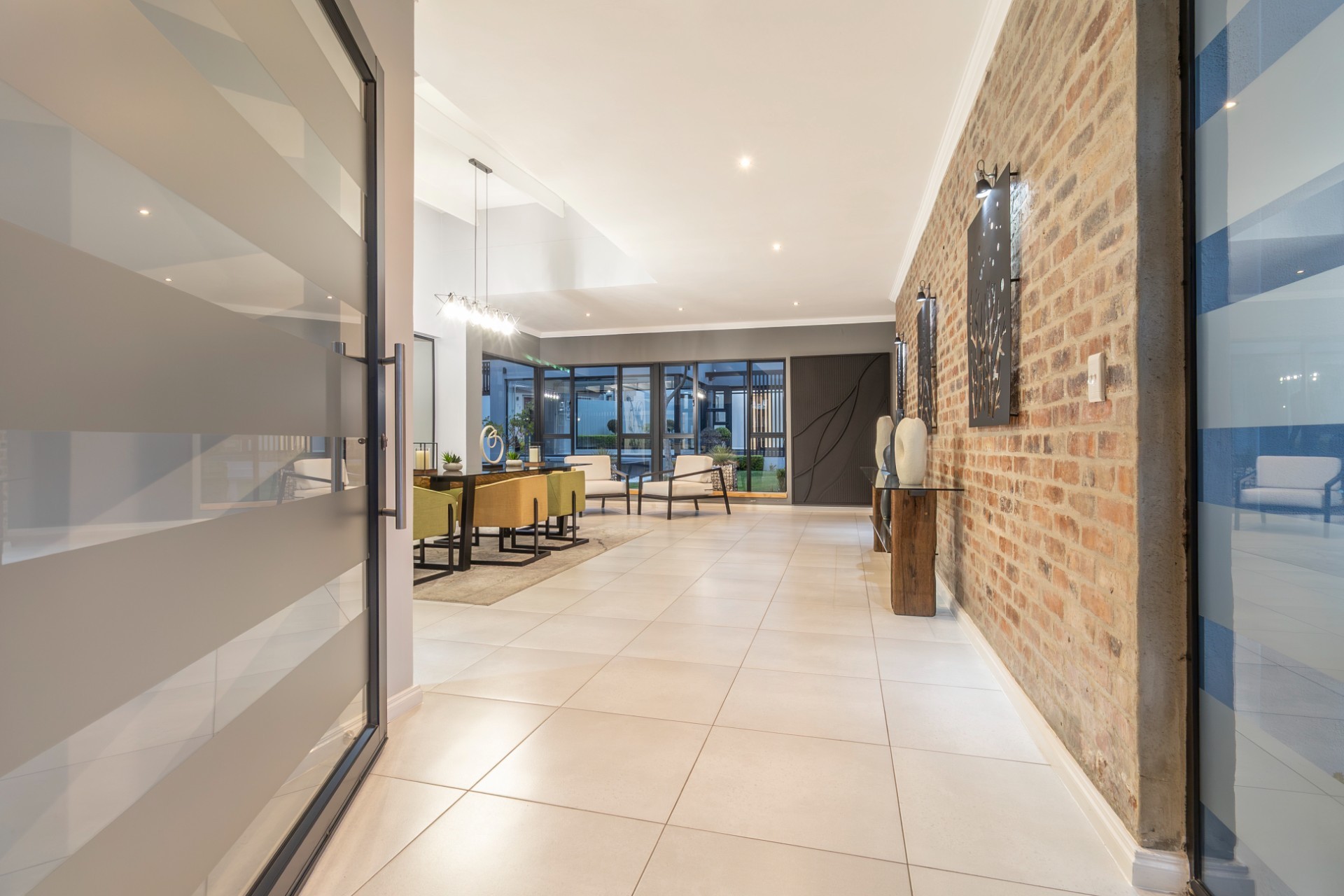 House for sale in Broadacres, Sandton, 450 m²