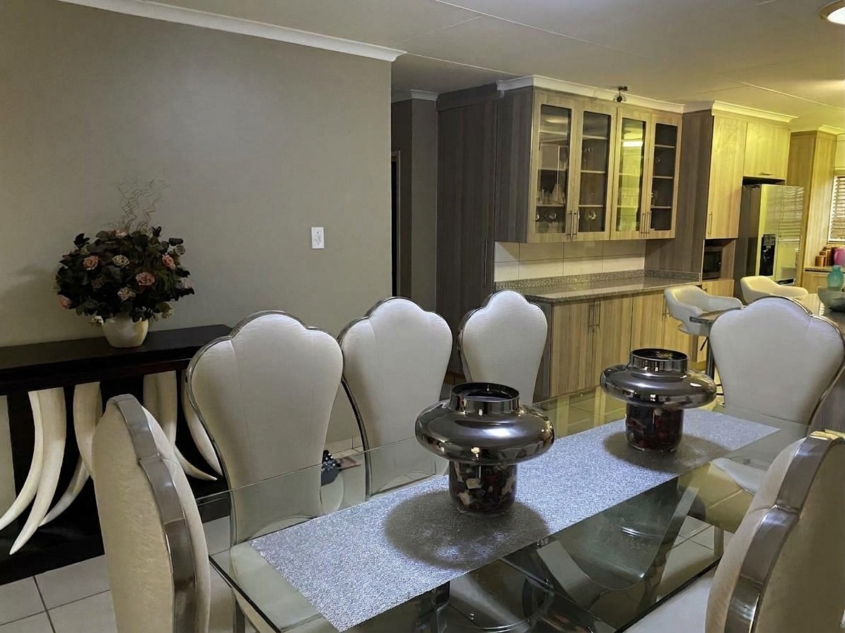Townhouse For Sale in Amberfield Glen, Amberfield, Centurion