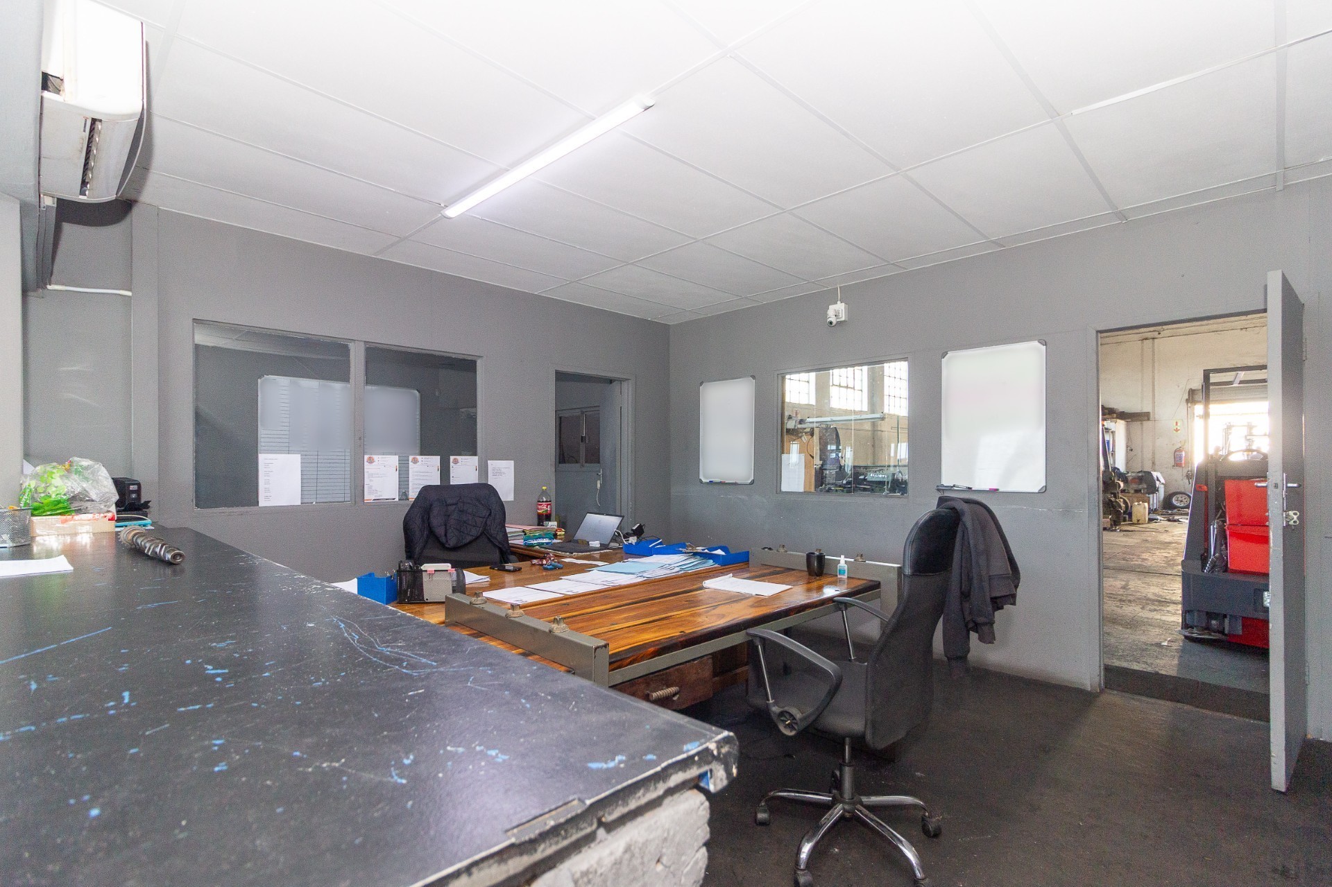 Warehouse for rent in North End, Port Elizabeth, 293 m²