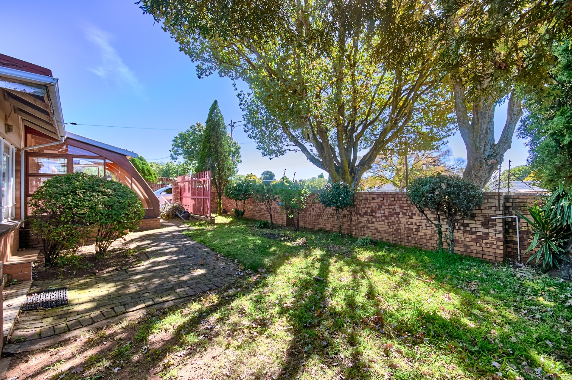 House for sale in Discovery, Roodepoort, 1050 m²