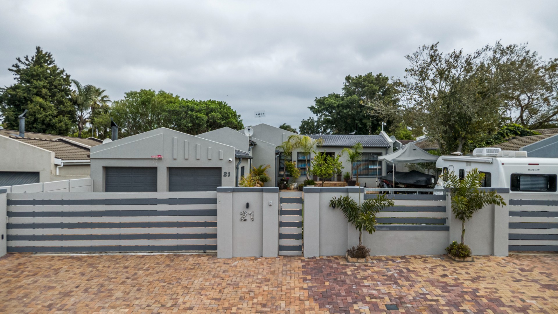 House for sale in Glen Ive, Stellenberg, Bellville, 215 m²
