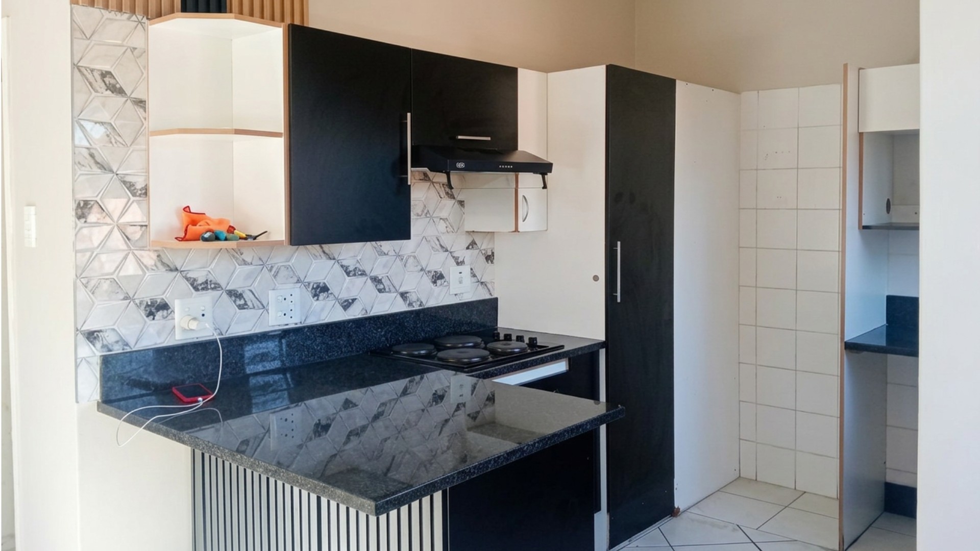 Townhouse for rent in Abbotsford, East London, 210 m²
