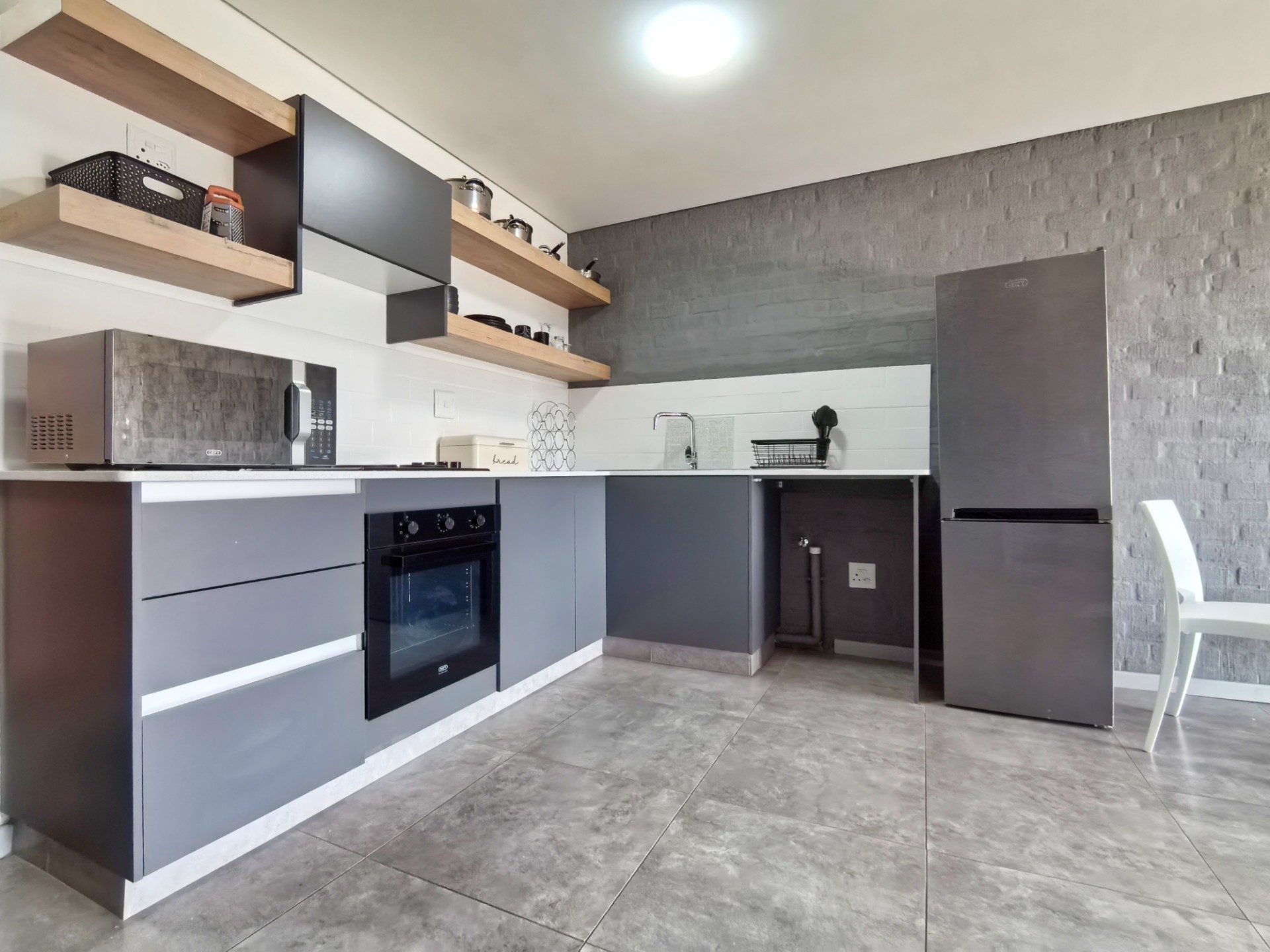 Apartment for rent in Town Hill, Pietermaritzburg, KwaZulu Natal, 19 Arbour View, Arbour Arch, 3 George Macfarlane Lane, Town Hill, Pietermaritzburg, KwaZulu Natal
