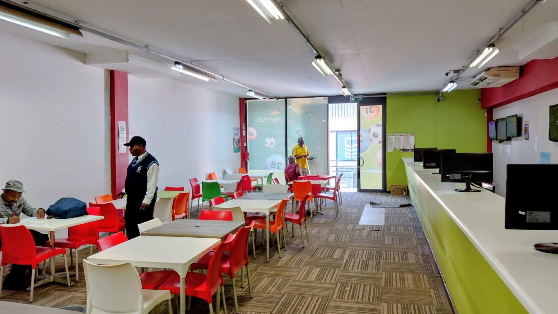 Commercial Property for rent in Ballito Commercial District, Ballito, KwaZulu Natal, 5, BALLITO HOME IMPROVEMENT CENTRE, 3545 MOFFAT DRIVE, Ballito Commercial District, Ballito, KwaZulu Natal, 160 m²