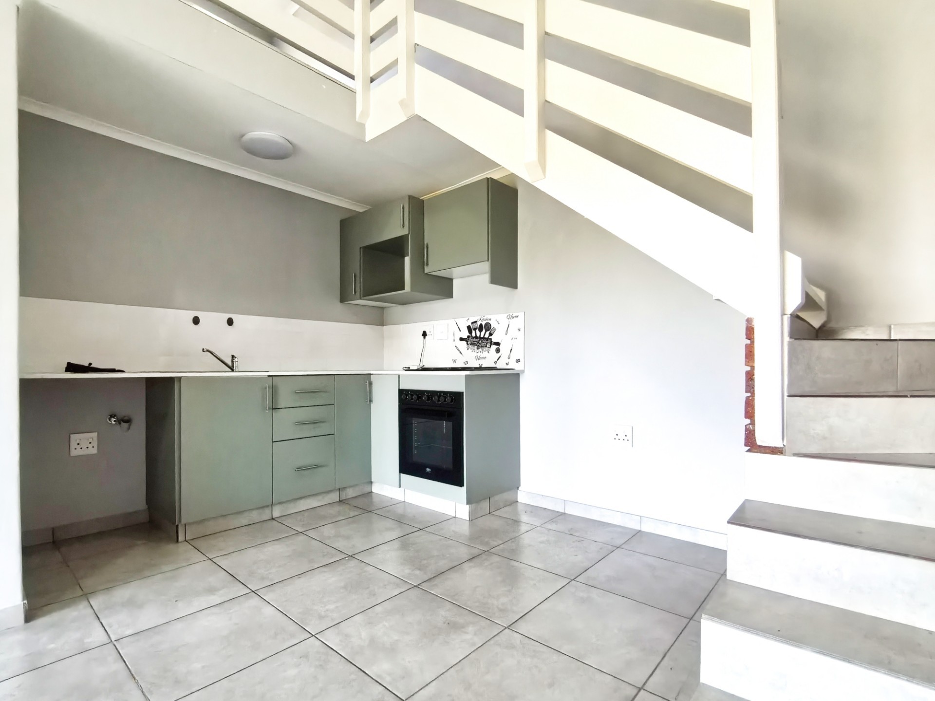 Apartment for rent in Chase Valley, Pietermaritzburg, KwaZulu Natal, 375 Block W, Forest Waters, 70 Connor Road, Chase Valley, Pietermaritzburg, KwaZulu Natal, 40 m²