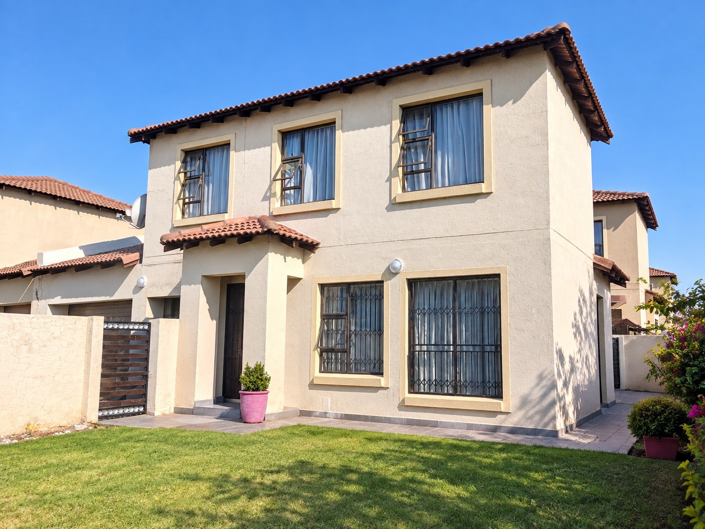 Duplex for rent in Montana Tuine, Pretoria, 156 m²