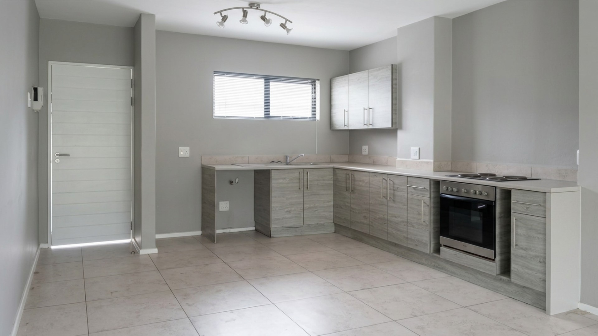 Apartment for sale in Nahoon Valley Park, East London, 88 m²
