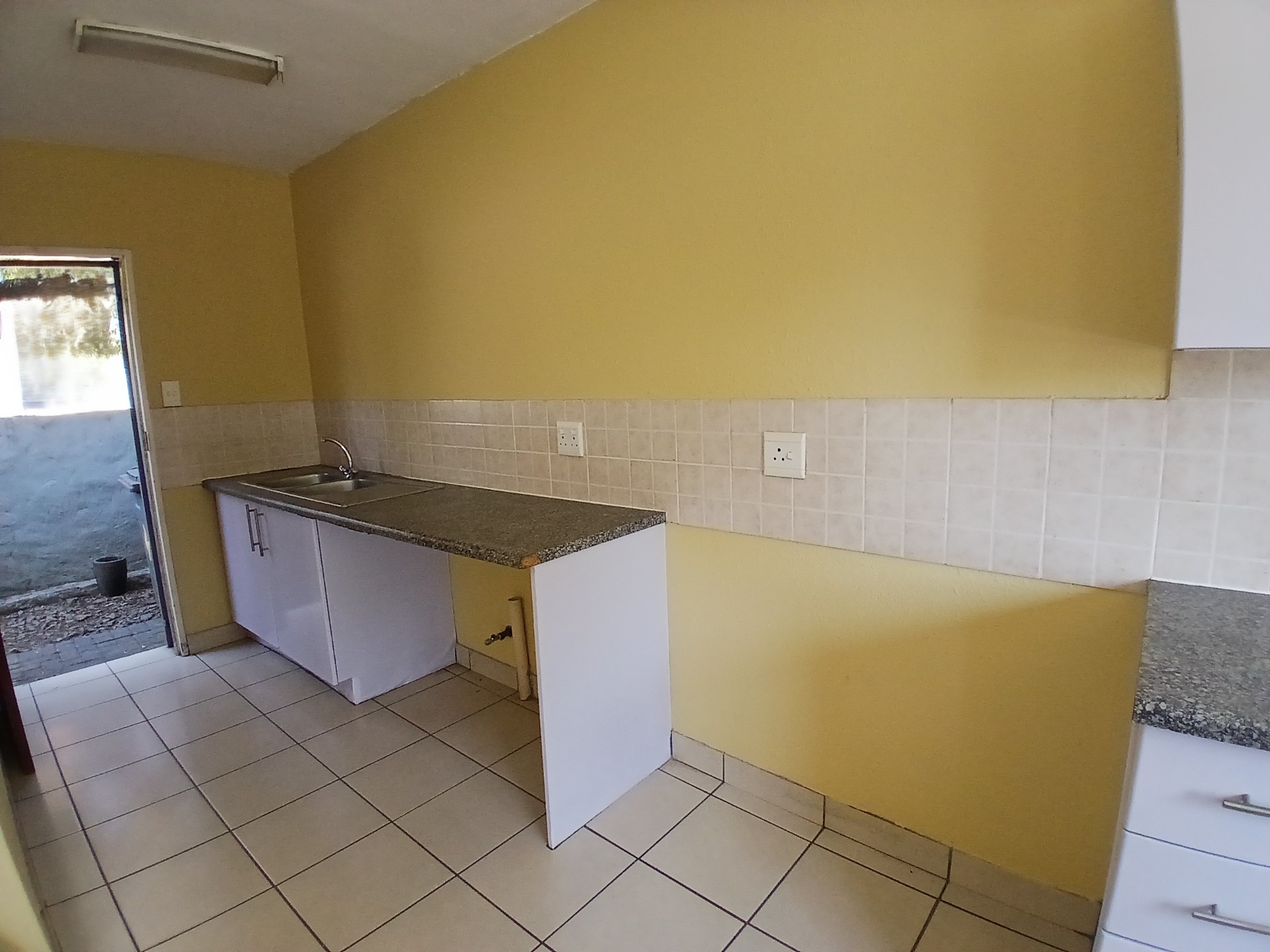 Townhouse for sale in Kosmosdal, Centurion, 108 m²