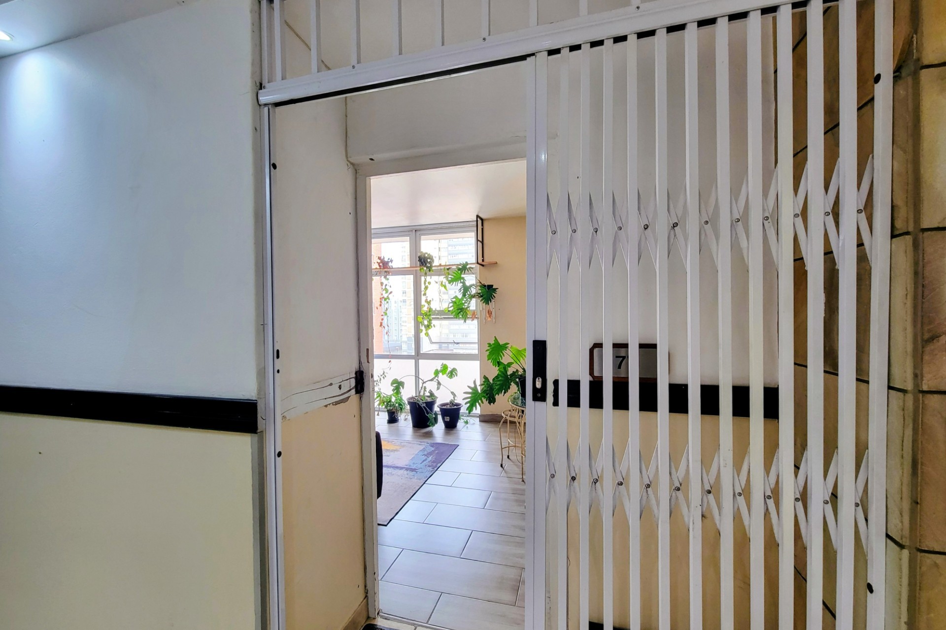Apartment for sale in North Beach, Durban, KwaZulu Natal, 47 m²