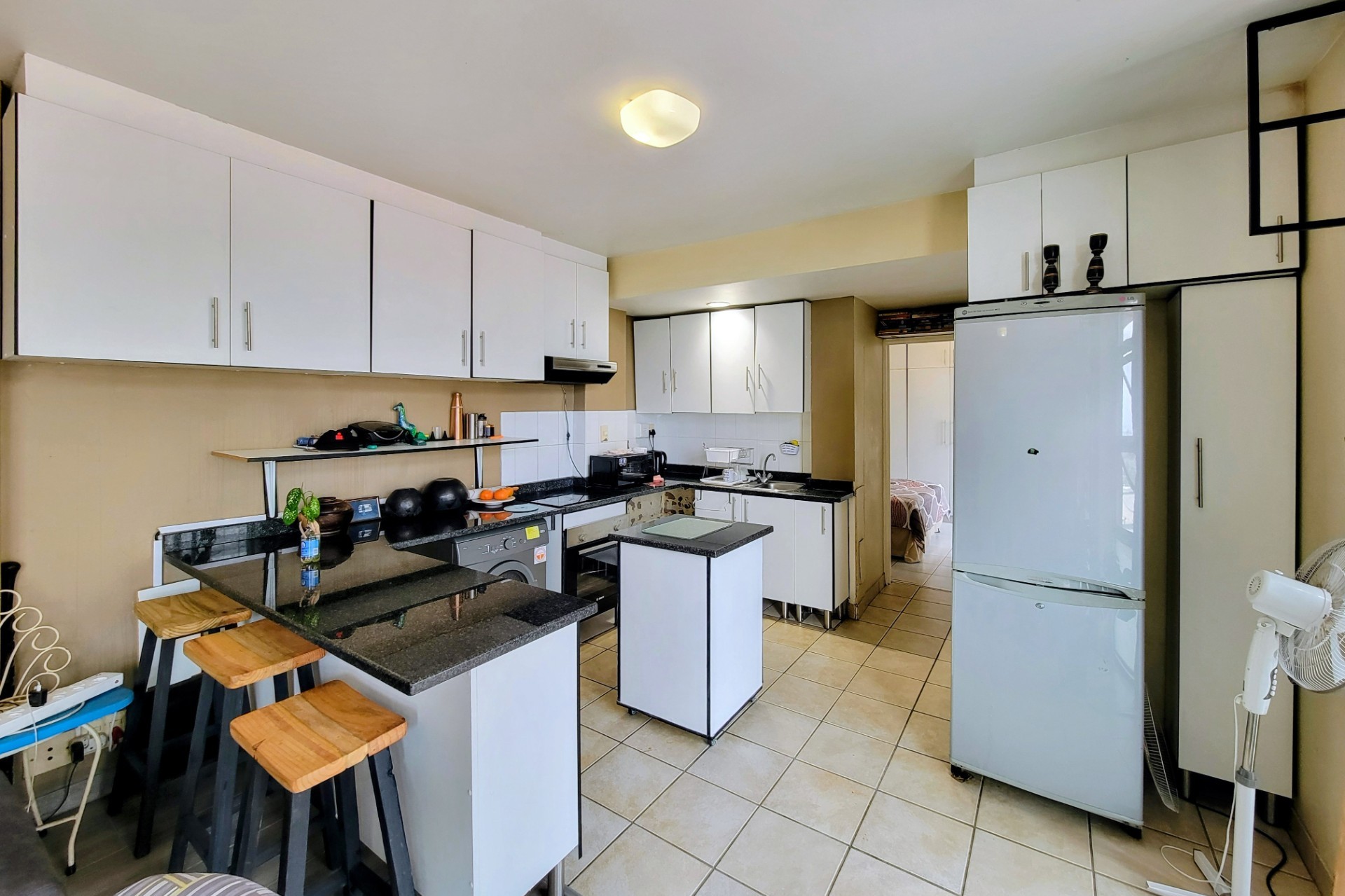 Apartment for sale in North Beach, Durban, KwaZulu Natal, 47 m²