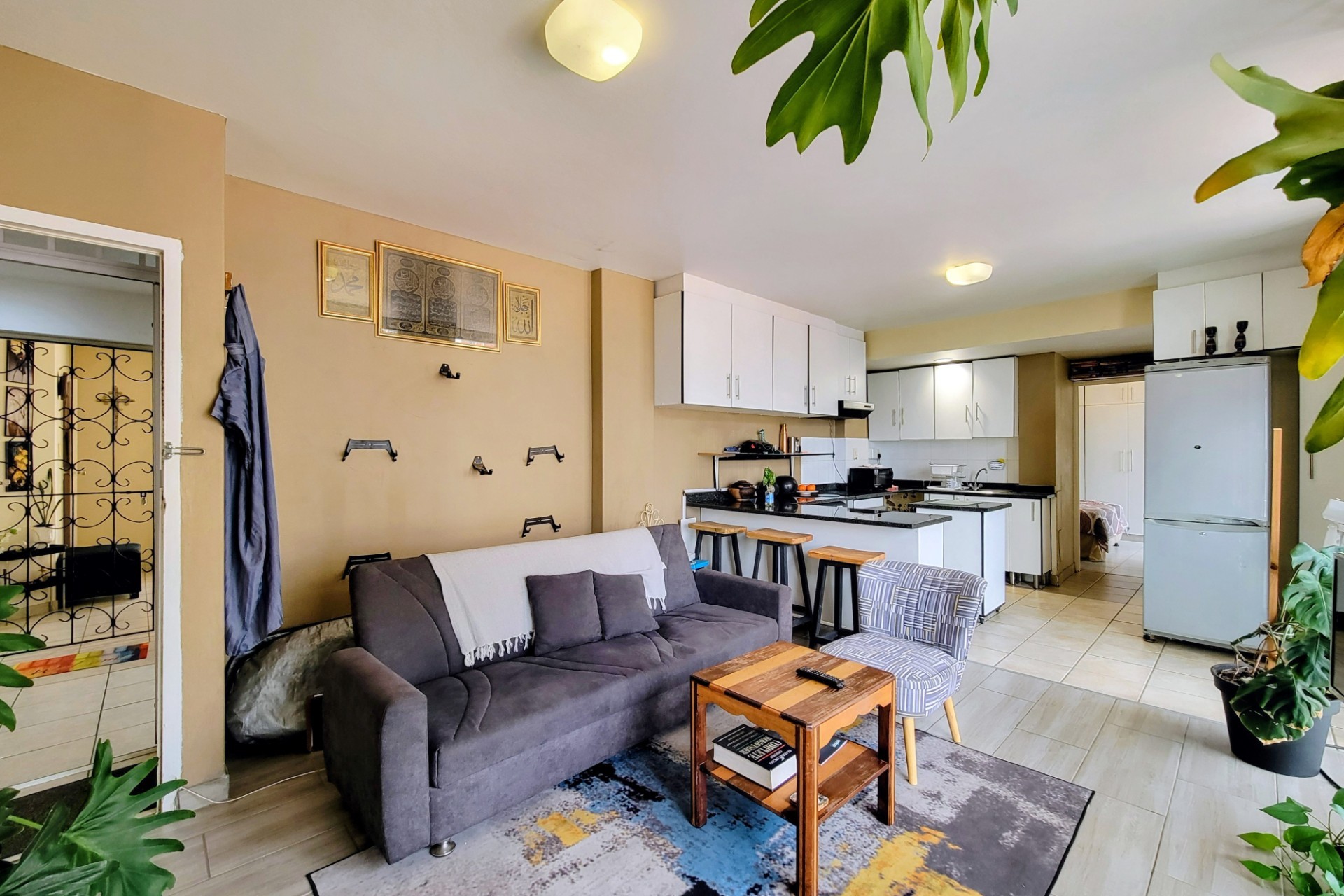 Apartment for sale in North Beach, Durban, KwaZulu Natal, 47 m²