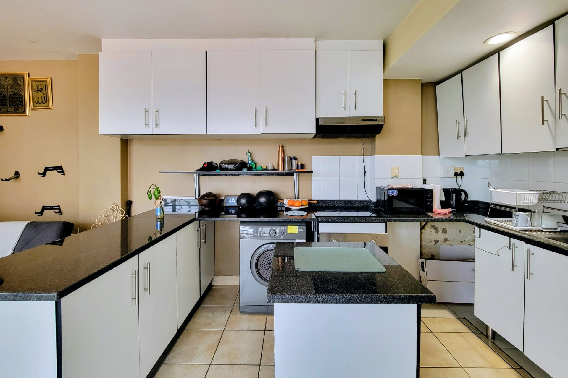 Apartment for sale in North Beach, Durban, KwaZulu Natal, 47 m²