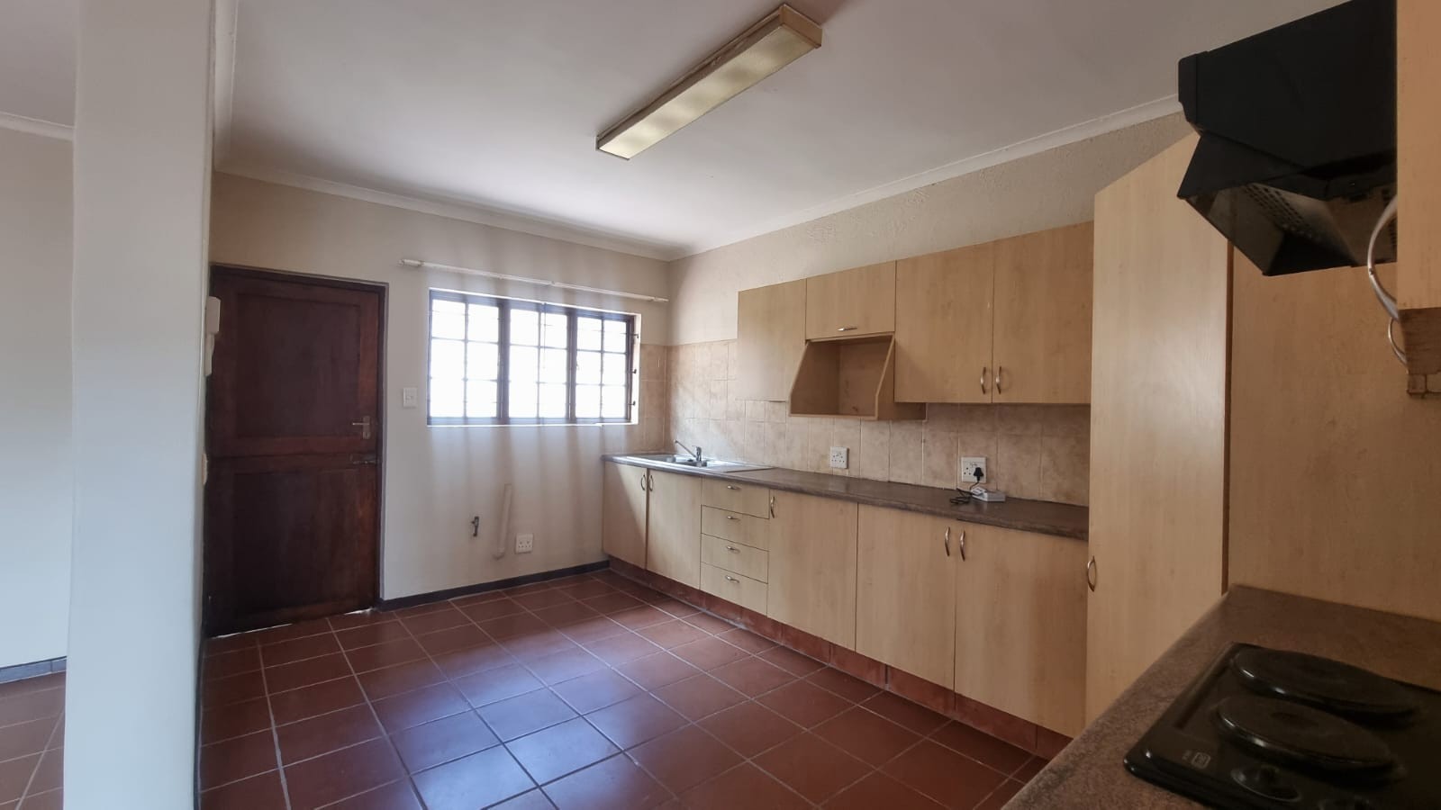 House for rent in Stonehenge, Nelspruit, 1277 m²