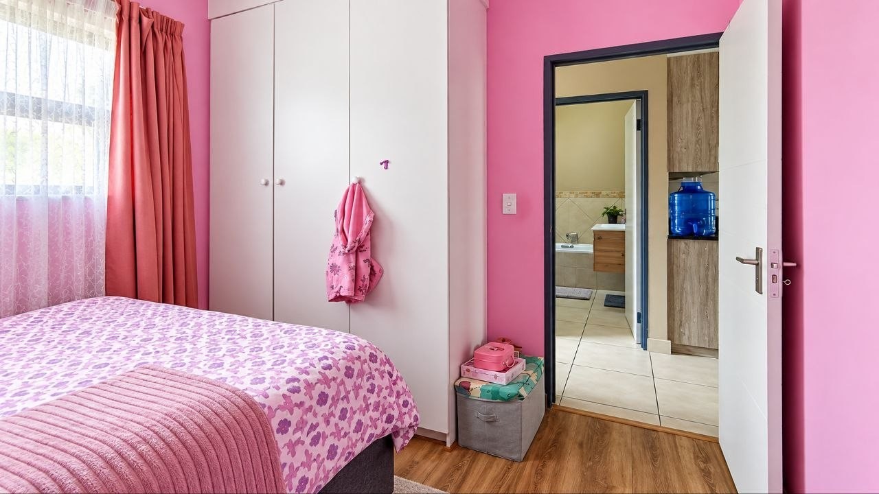 Apartment for sale in Glen Austin AH, Midrand, 63 m²