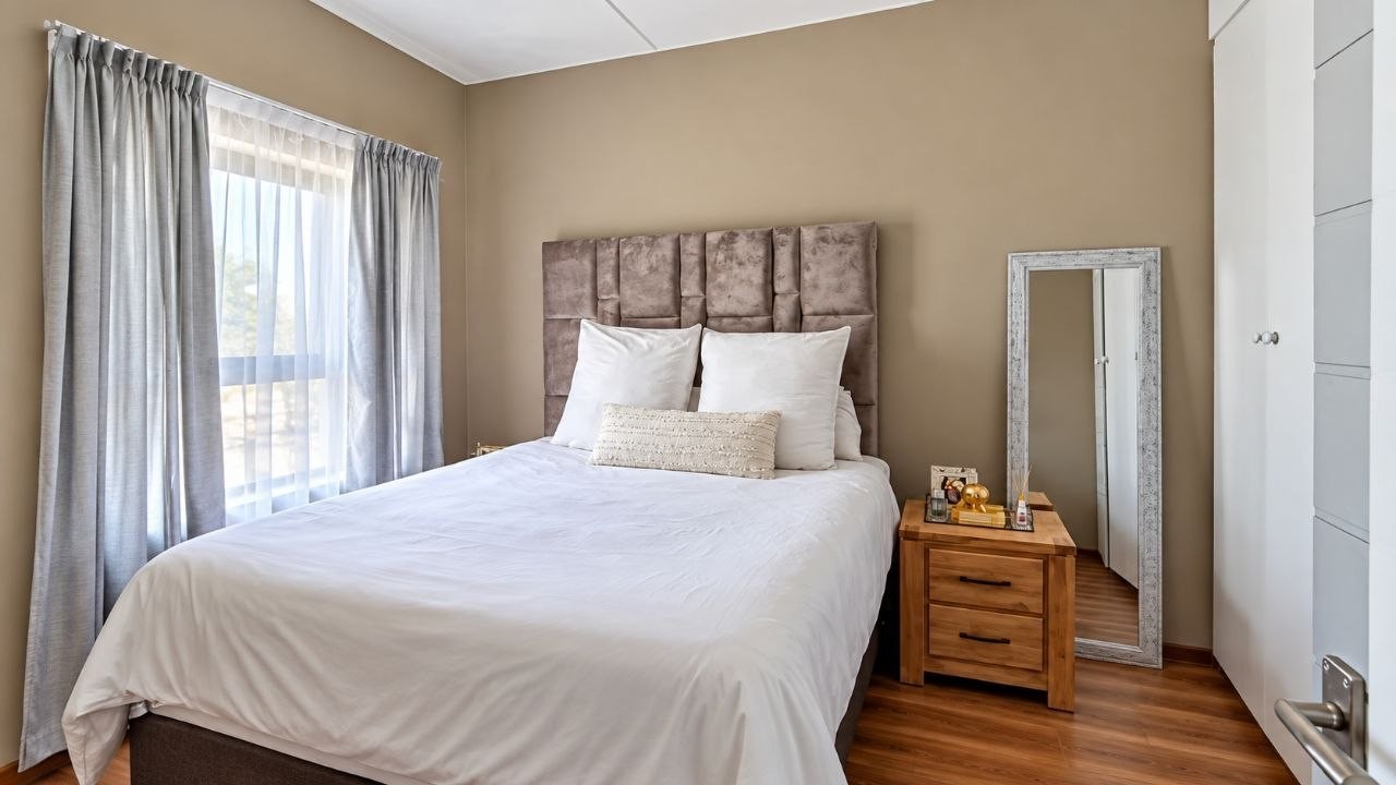 Apartment for sale in Glen Austin AH, Midrand, 63 m²