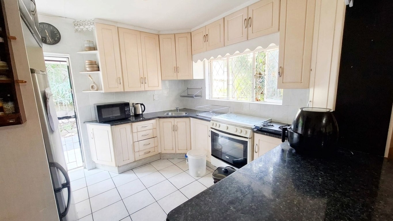 House for sale in Manaba Beach, Margate, KwaZulu Natal, 120 m²