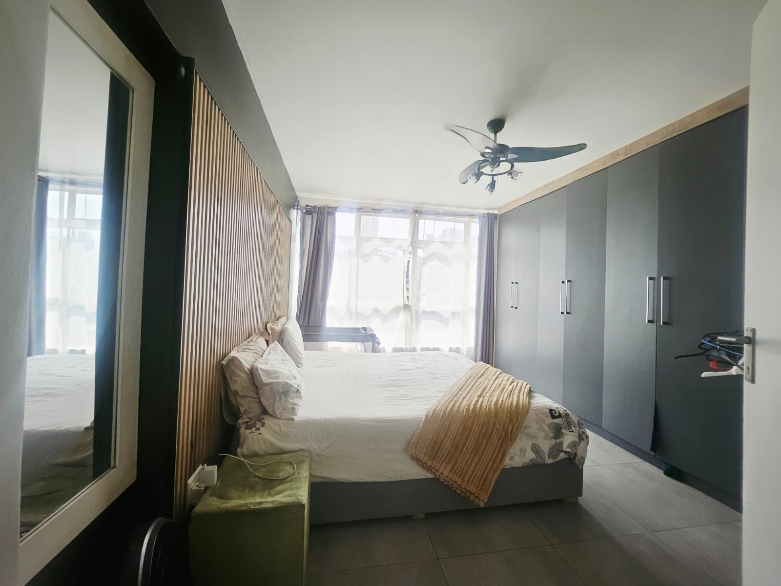 Apartment Block for sale in North Beach, Durban, KwaZulu Natal, 80 SOMTSEU RD, North Beach, Durban, KwaZulu Natal, 66 m²