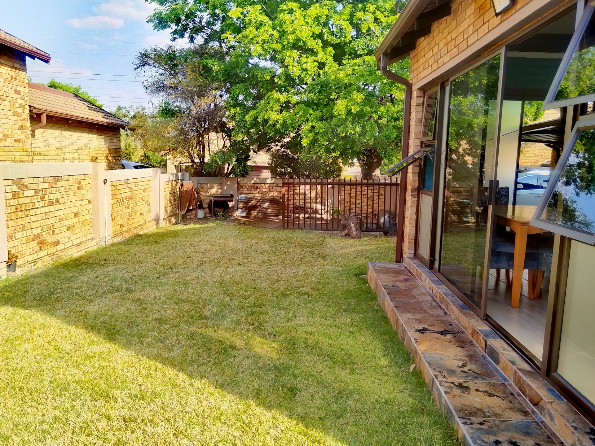 Townhouse for rent in Rooihuiskraal North, Centurion, 84 m²