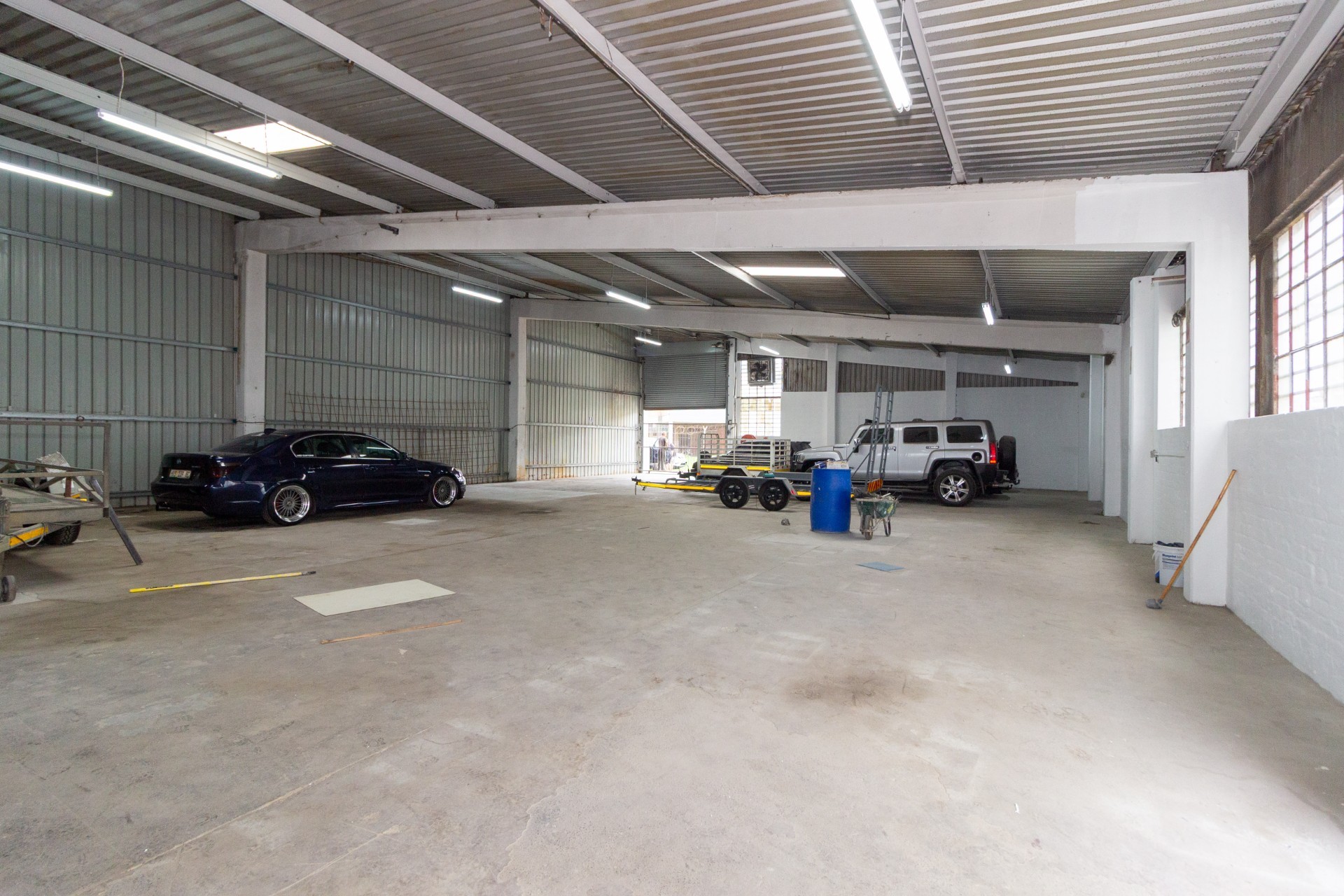 Warehouse for rent in Neave Industrial, Port Elizabeth, 490 m²