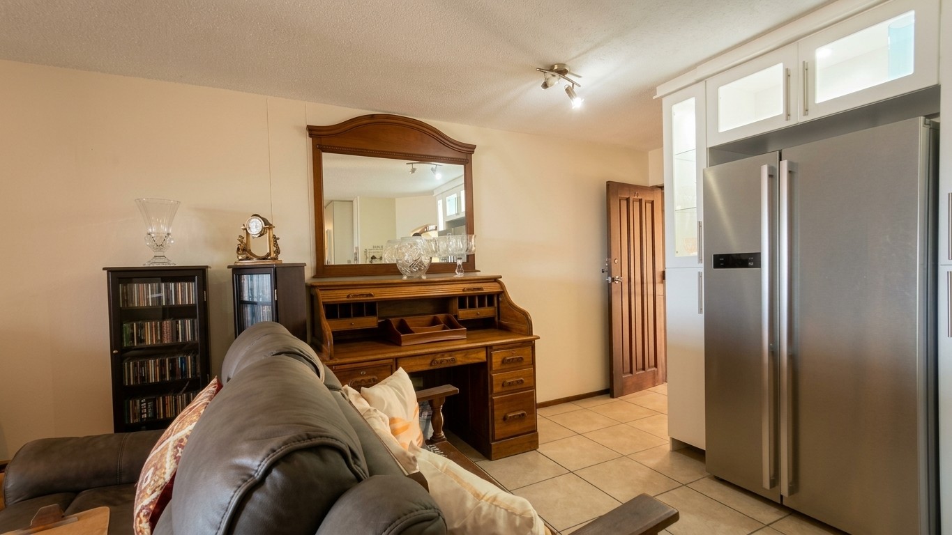 Apartment for sale in Manaba Beach, Margate, KwaZulu Natal, 119 m²